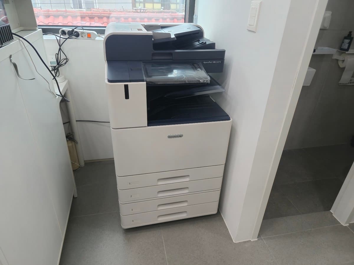 서울 마포구 디자인사무실, 후지제록스 컬러 복합기 ApeosPort VII C3373 설치 사례